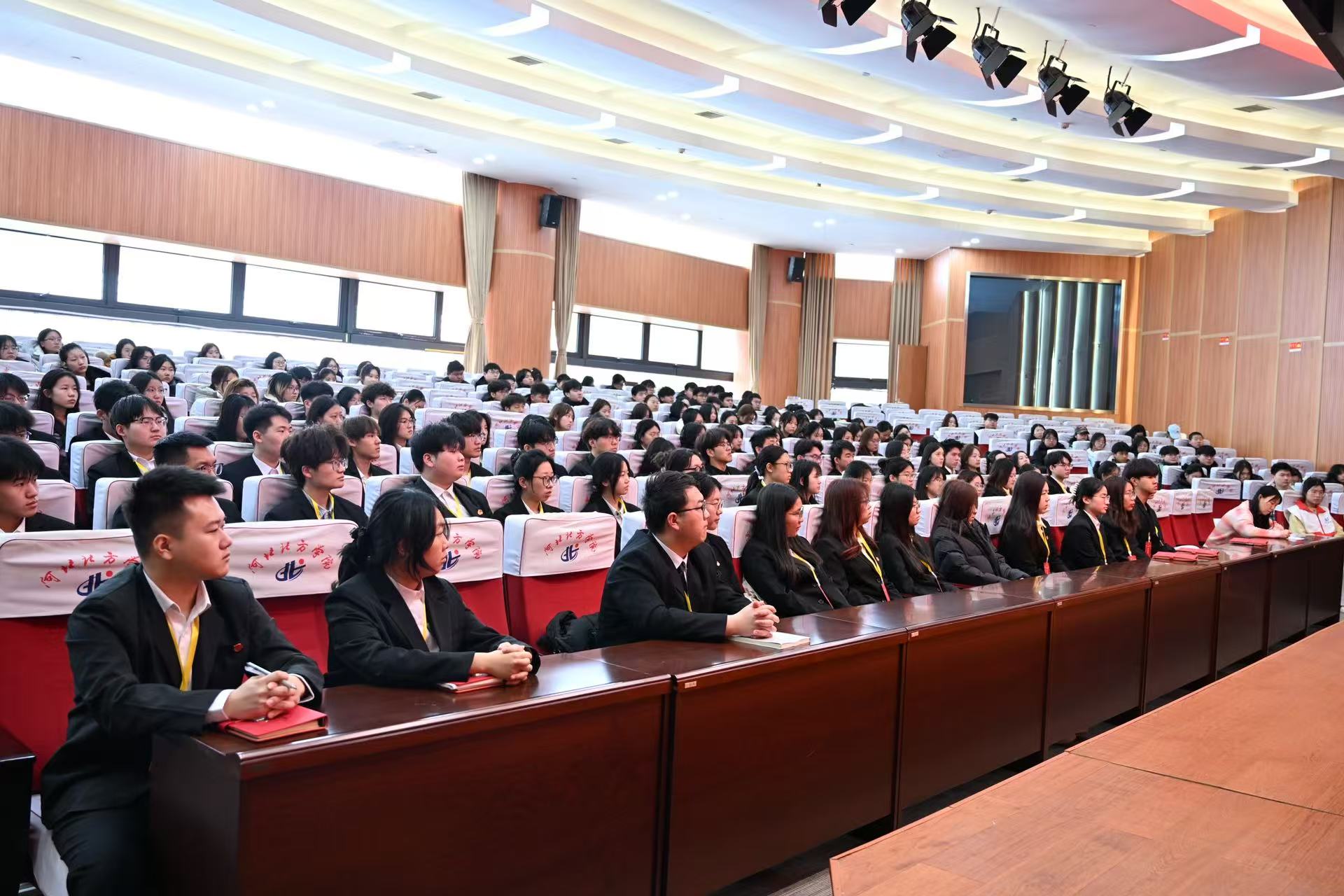 69aa12c783c2a.jpg 835b85fe599bbfd7b229c0a105d023bf.jpg